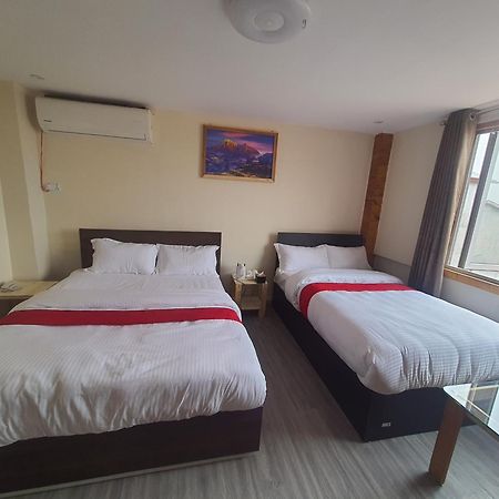 Hotel Odaan Катманду Экстерьер фото