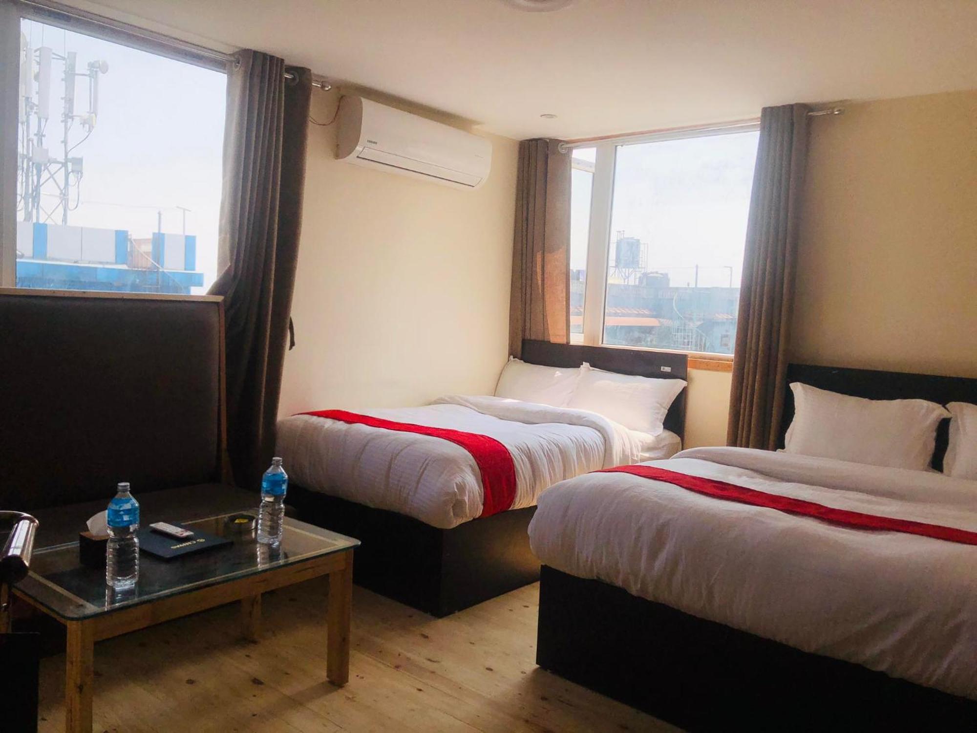Hotel Odaan Катманду Экстерьер фото
