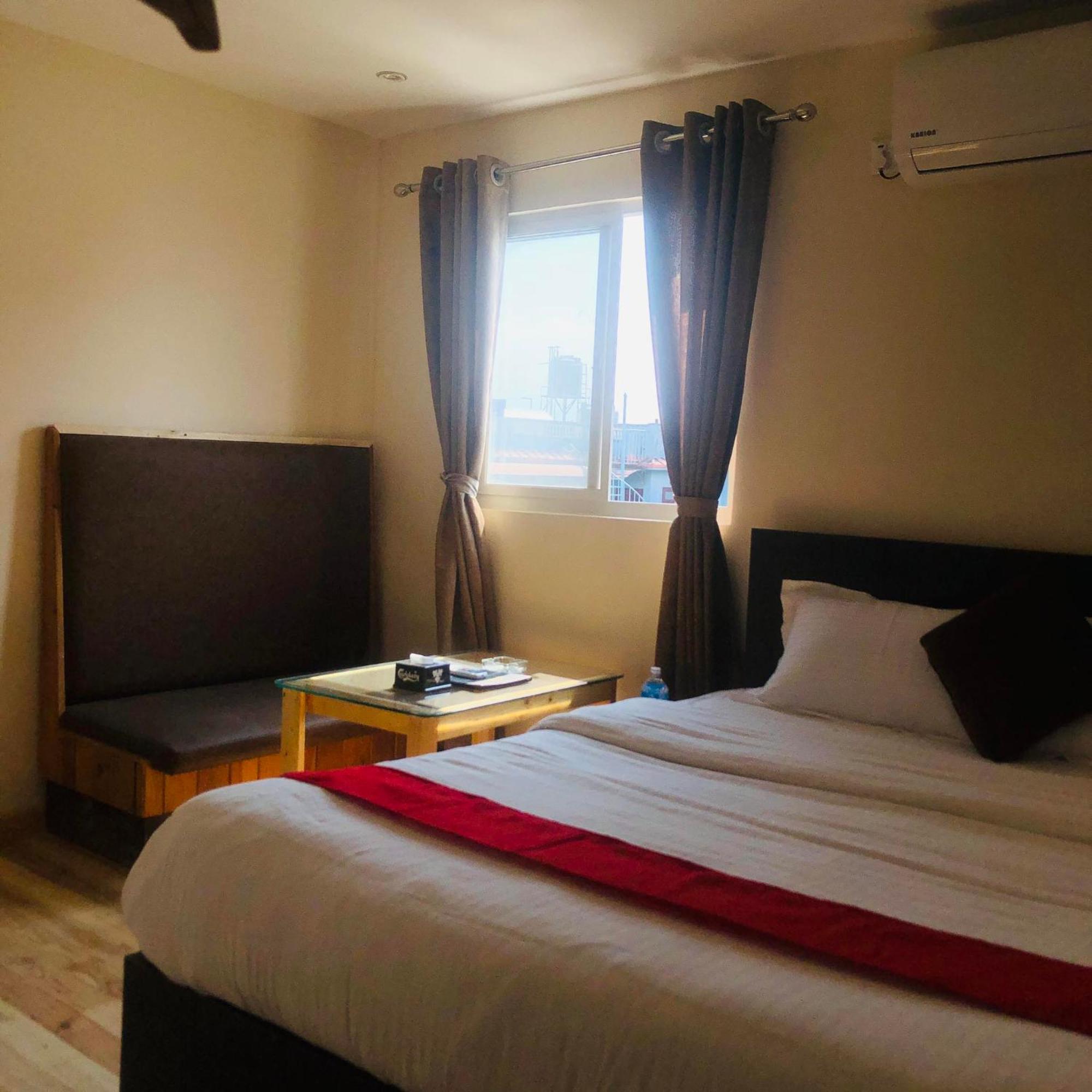 Hotel Odaan Катманду Экстерьер фото